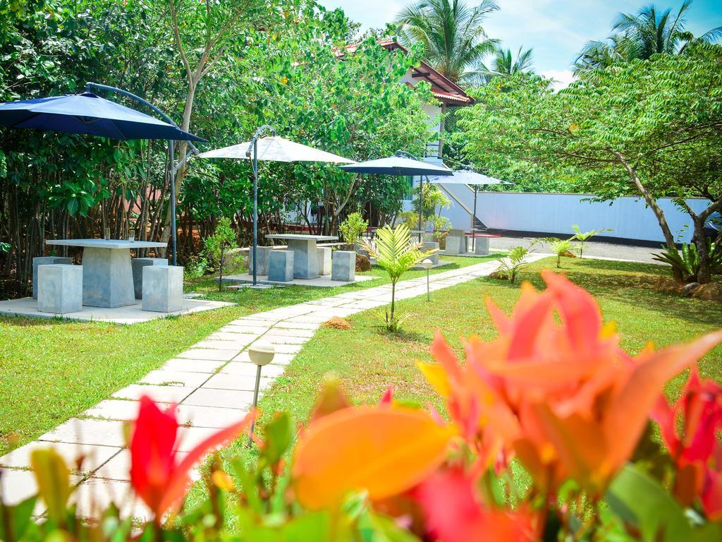 Mass Eco Cabana Yoga & Spa - Унаватуна Экстерьер фото